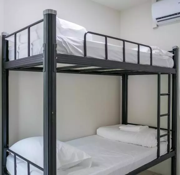 هاستل Aayu Chulia