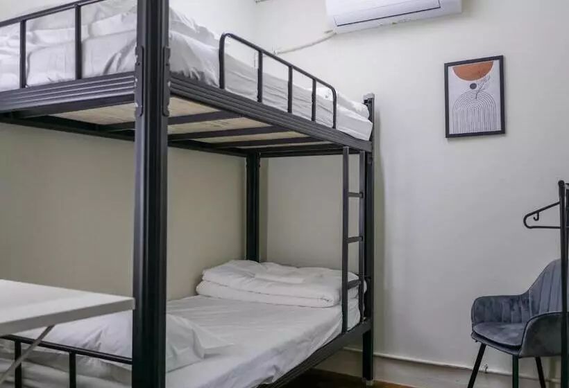 هاستل Aayu Chulia