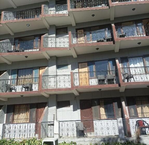 מלון כמוסות Asha Residency Shimla   Airport Road