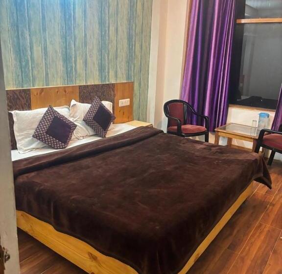 מלון כמוסות Asha Residency Shimla   Airport Road