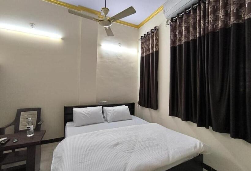 هتل K K Residency