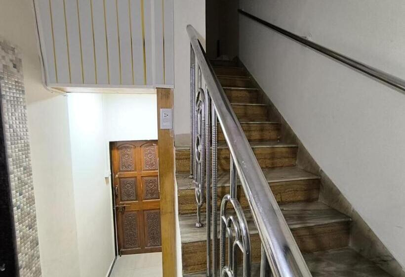 هتل K K Residency