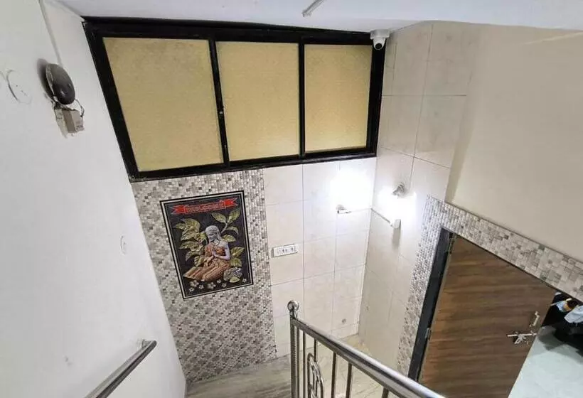 Hotelli K K Residency