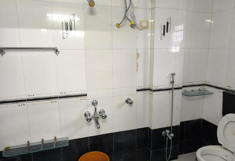 هتل K K Residency