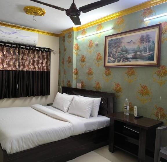 هتل K K Residency