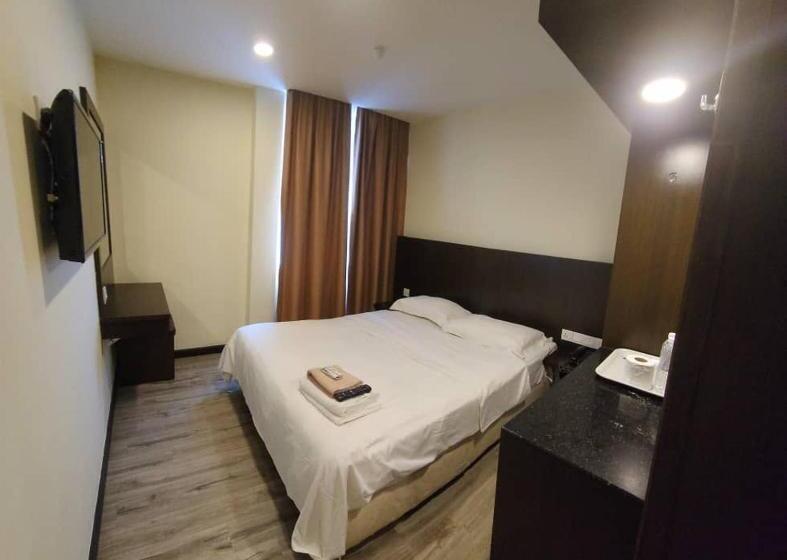 בית מלון כפרי Lucky 5 Inn