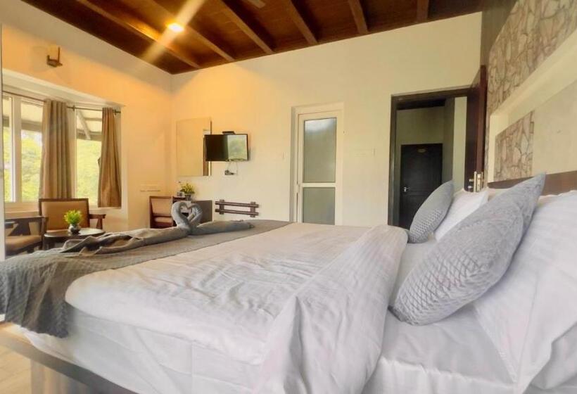 Hotel The Raarees Resort A Hidden Resort In Munnar