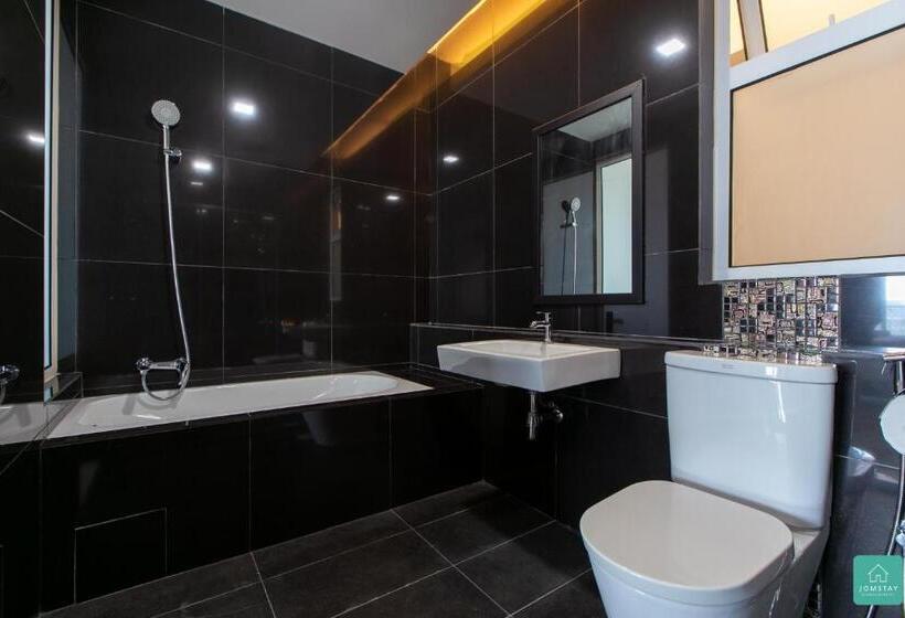 Jomstay Octagon Duplex Penthouse Ipoh Town