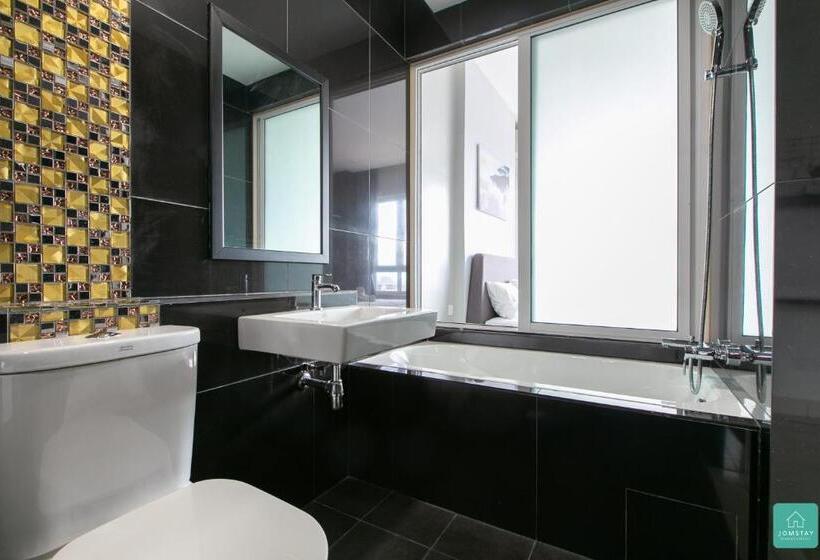 Jomstay Octagon Duplex Penthouse Ipoh Town