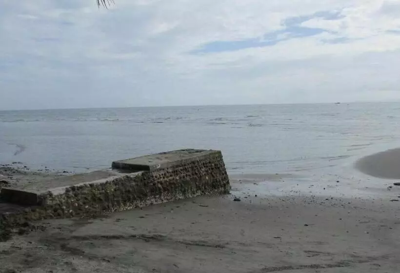 ペンション Felipa Beach Residence Ilang Ilang