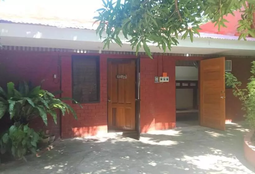 ペンション Felipa Beach Residence Ilang Ilang