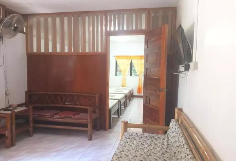 ペンション Felipa Beach Residence Ilang Ilang