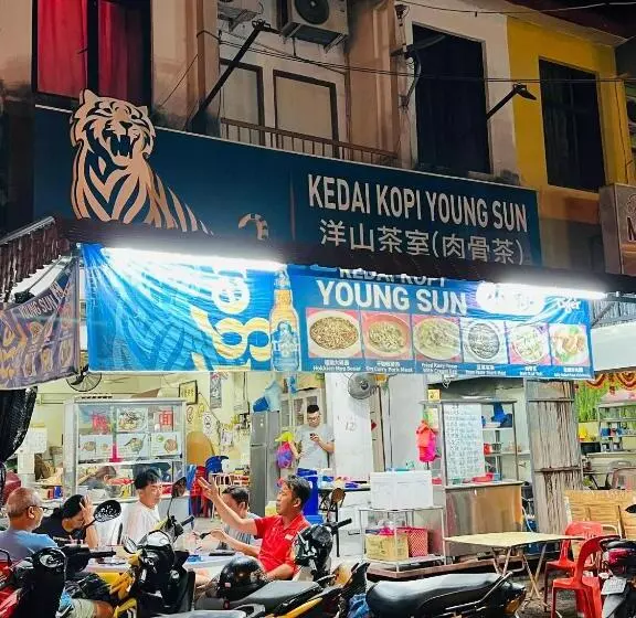 Shoplot Hostel Pangkor