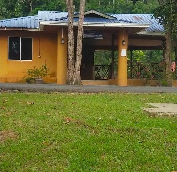 Sukau Tomanggong View Bed & Breakfast