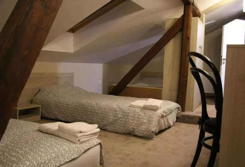 هاستل La Maison Ruse