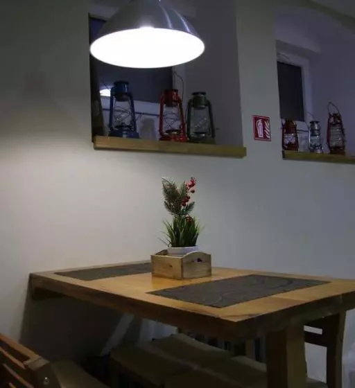 هاستل La Maison Ruse