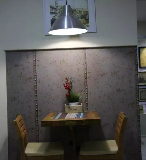 هاستل La Maison Ruse