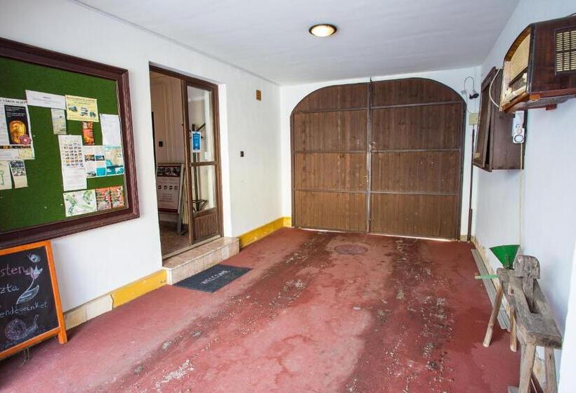 Bed and Breakfast Eden Panzió