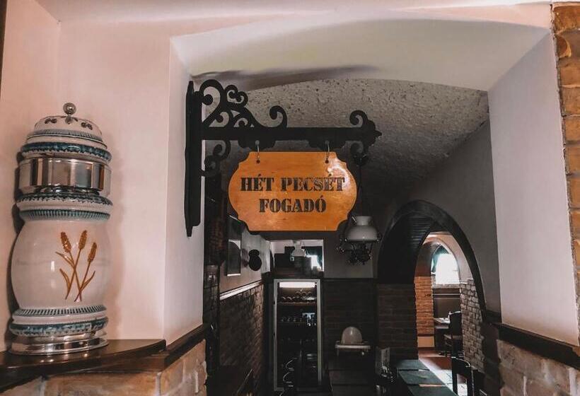 Bed and Breakfast Hét Pecsét Fogadó étterem