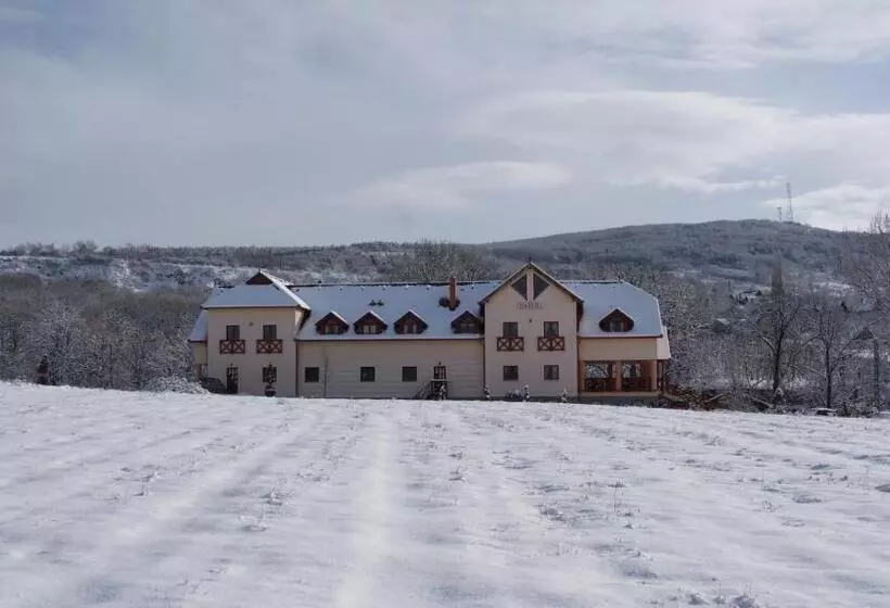 Borhotel Sziluett Farkasmály