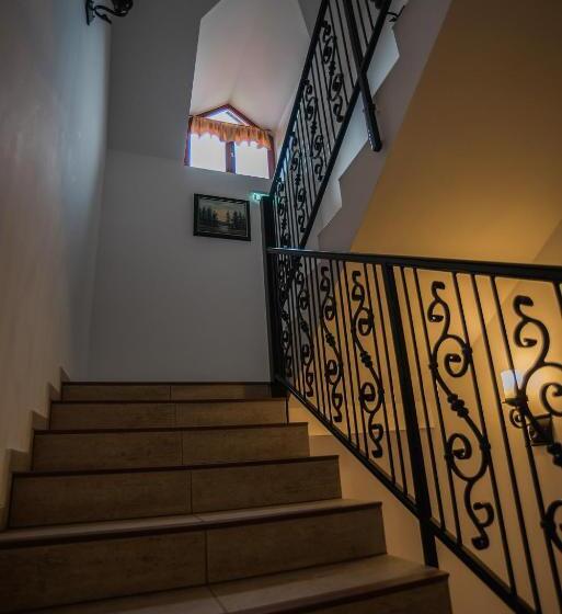 Borhotel Sziluett Farkasmály