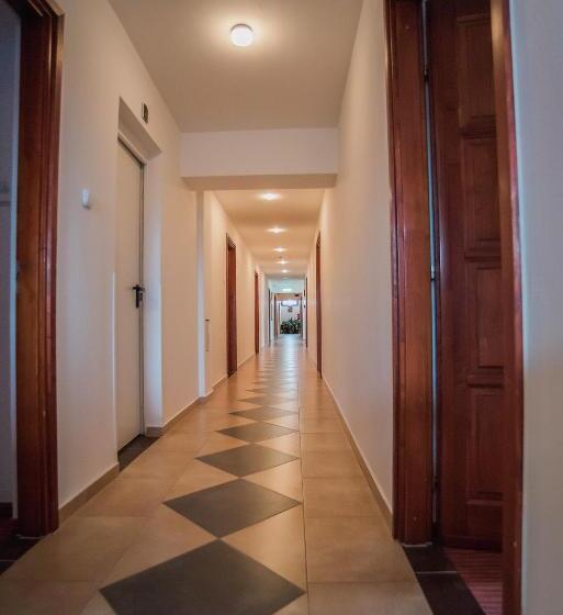 Borhotel Sziluett Farkasmály