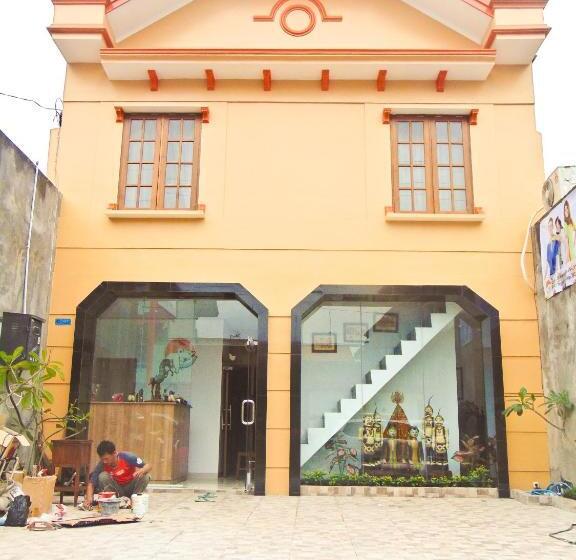 Cabin Hotel Bhayangkara