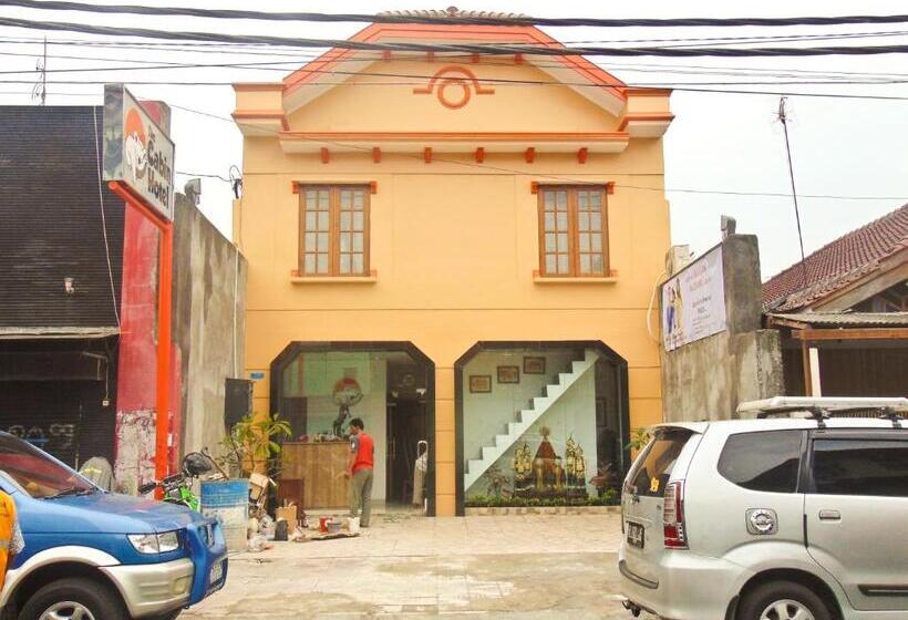 Cabin Hotel Bhayangkara