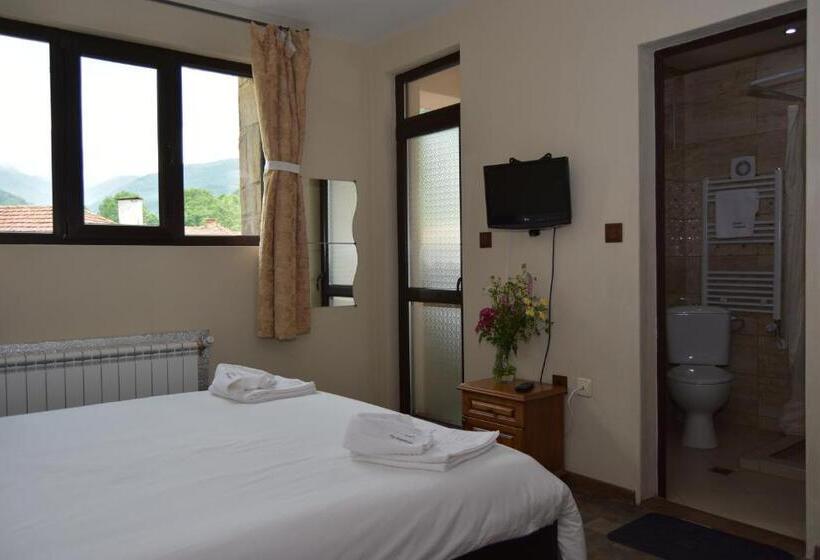 Family Hotel Balkana