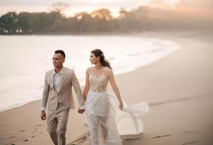 Hotelli Aruna Senggigi Resort & Convention
