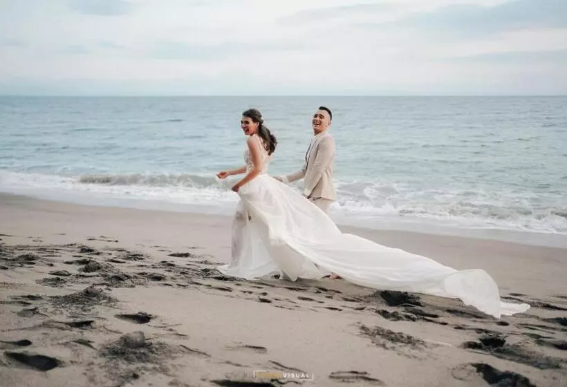 Hotelli Aruna Senggigi Resort & Convention