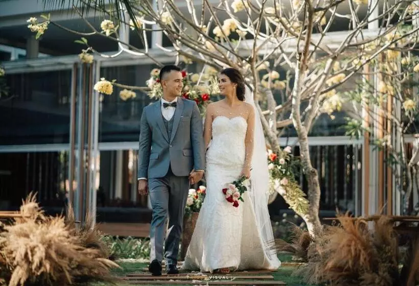 Hotelli Aruna Senggigi Resort & Convention