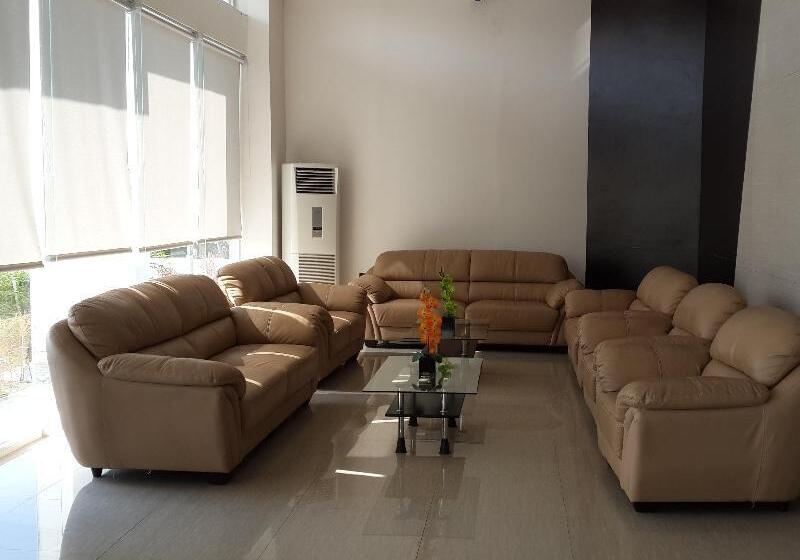 בית מלון כפרי Bangka City