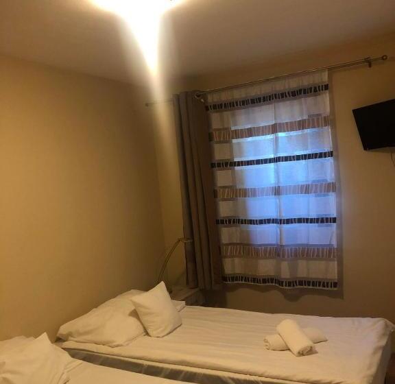 Hotell Kenguru Panzió