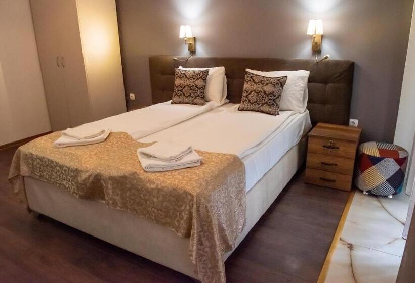 فندق Monte Cristo