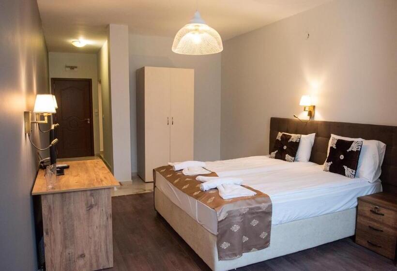 فندق Monte Cristo