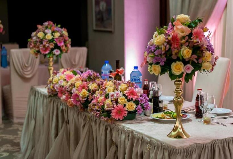 فندق Monte Cristo