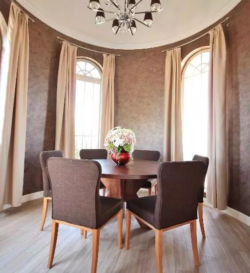 هتل Residence House Ruse