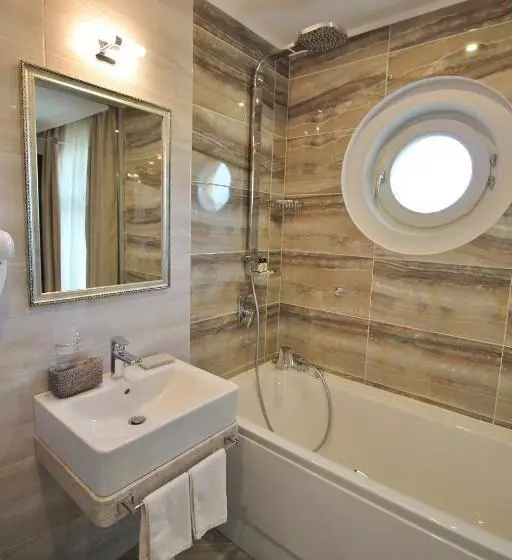 هتل Residence House Ruse