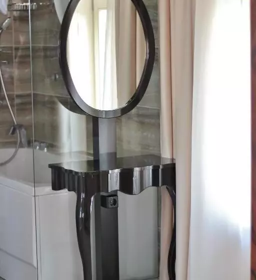 هتل Residence House Ruse