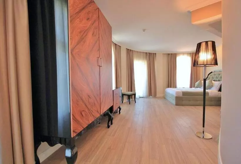 هتل Residence House Ruse