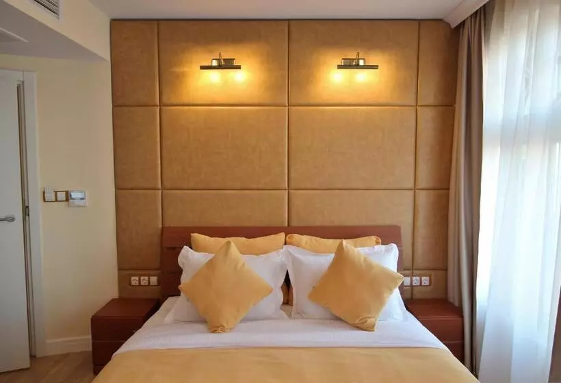 هتل Residence House Ruse