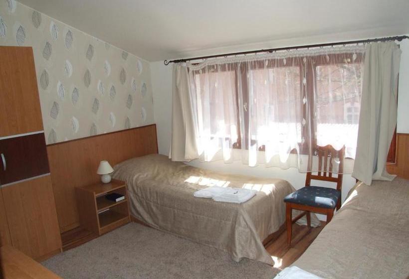 בית מלון כפרי Rákóczi Panzió