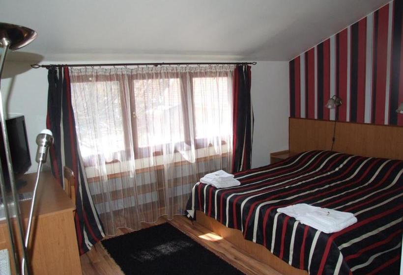 בית מלון כפרי Rákóczi Panzió