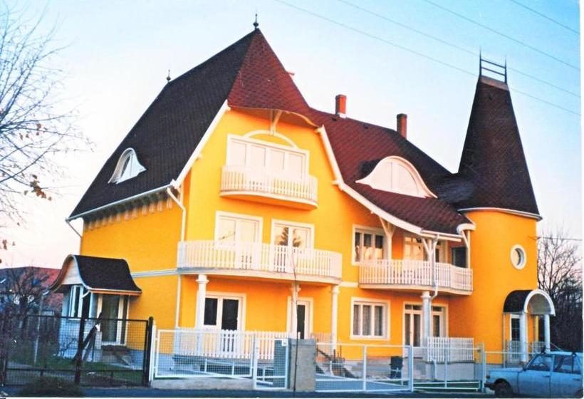 فندق Terezia Guesthouse