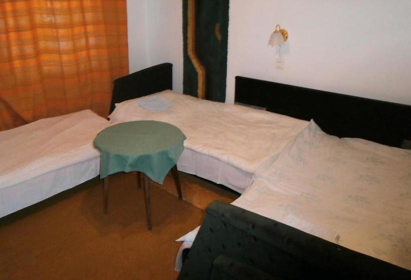 فندق Terezia Guesthouse