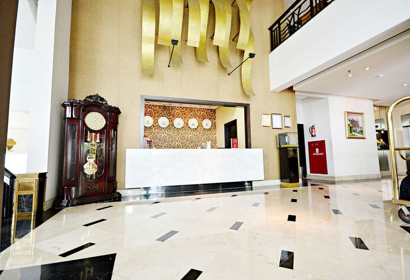 בית מלון כפרי Zen Rooms Bandengan Selatan