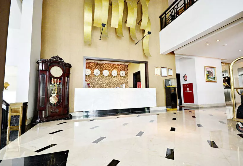 ホテル Zen Rooms Bandengan Selatan