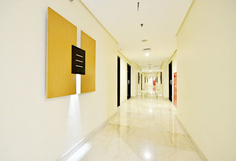 בית מלון כפרי Zen Rooms Bandengan Selatan