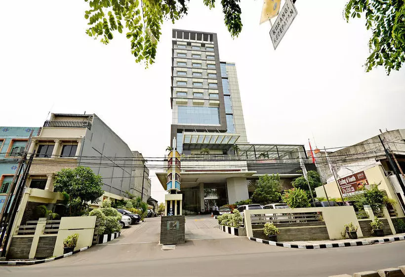 ホテル Zen Rooms Bandengan Selatan